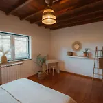 Nana House Ericeira - Yoga & Surf Lodge Santo Isidoro