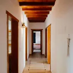 Nana House Ericeira - Yoga & Surf Lodge