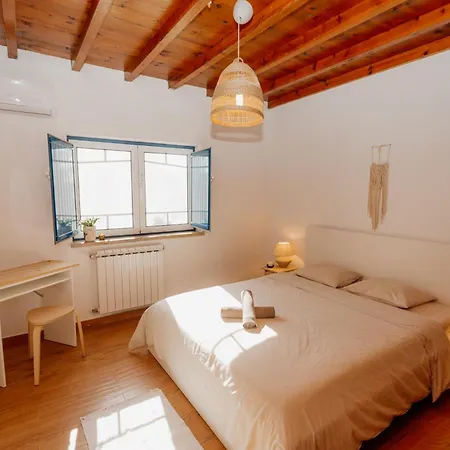 Orman Evi Nana House Ericeira - Yoga & Surf *