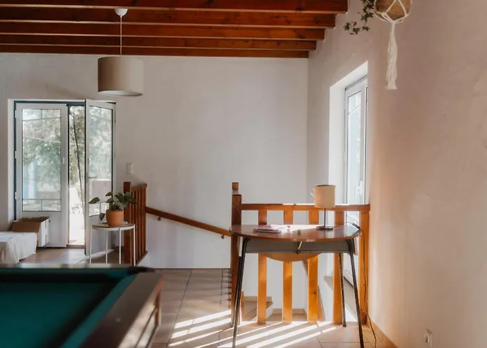 Nana House Ericeira - Yoga & Surf بيت خشبي